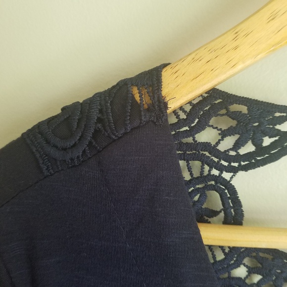 NWT Xhilaration Lacey-Back Blouse - Picture 5 of 6